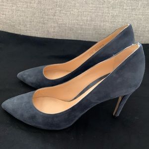 💙 ARMANI COLLEZIONI NAVY BLUE SUEDE HEELS💙